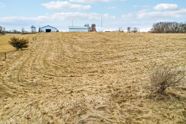 $1,375,000 | 28983 320th Ave Way, Red Wing, MN 55066