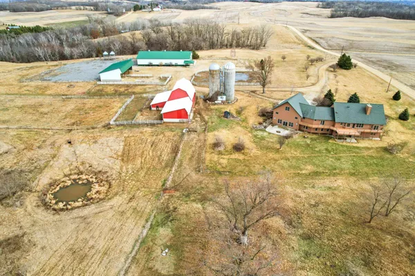 $1,375,000 | 28983 320th Ave Way, Red Wing, MN 55066