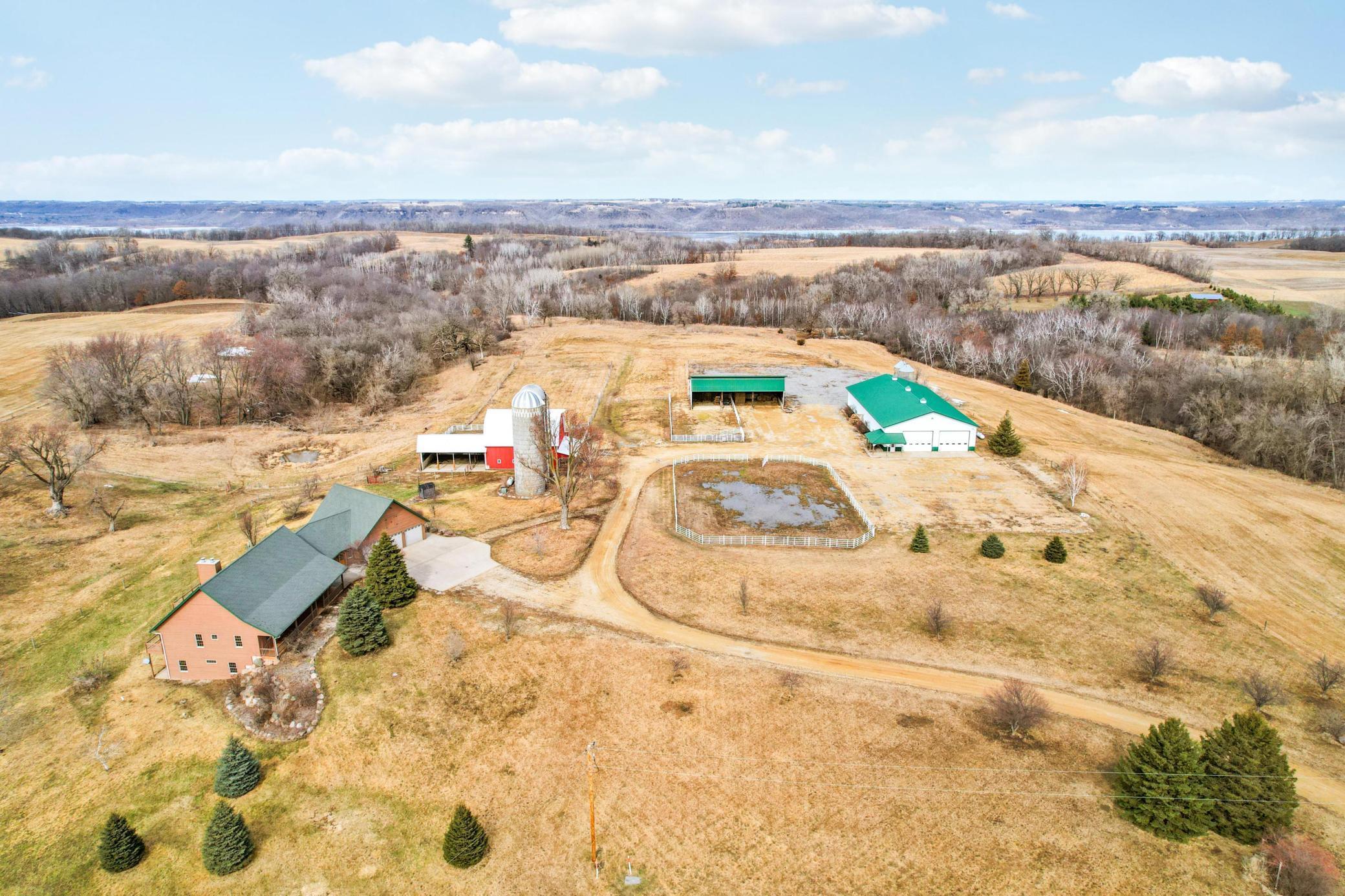 28983 320th Ave Way Red Wing, MN 55066 - Photo 4 of 136