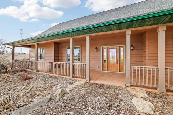 $1,375,000 | 28983 320th Ave Way, Red Wing, MN 55066