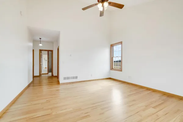 $1,375,000 | 28983 320th Ave Way, Red Wing, MN 55066
