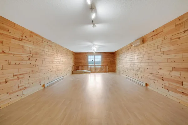 $1,375,000 | 28983 320th Ave Way, Red Wing, MN 55066