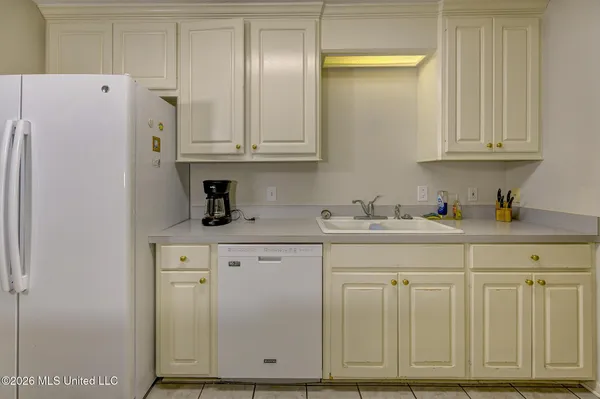 $259,900 | 806 Winding Hills Drive, Clinton, MS 39056