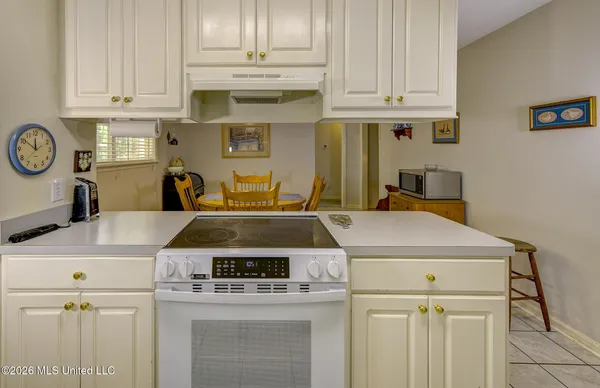 $259,900 | 806 Winding Hills Drive, Clinton, MS 39056