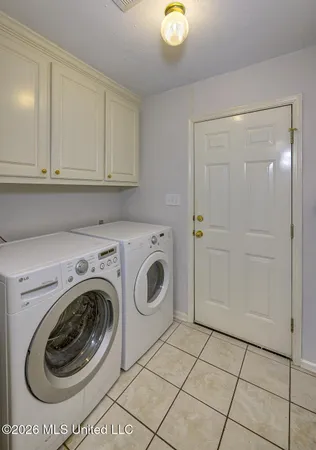 $259,900 | 806 Winding Hills Drive, Clinton, MS 39056