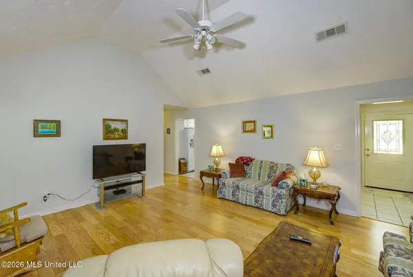 $259,900 | 806 Winding Hills Drive, Clinton, MS 39056