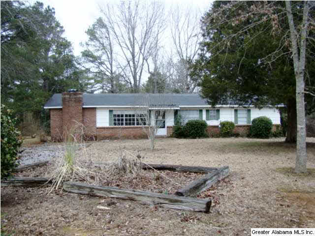 73 Smith Avenue Ohatchee, AL 36271 - Photo 1 of 12