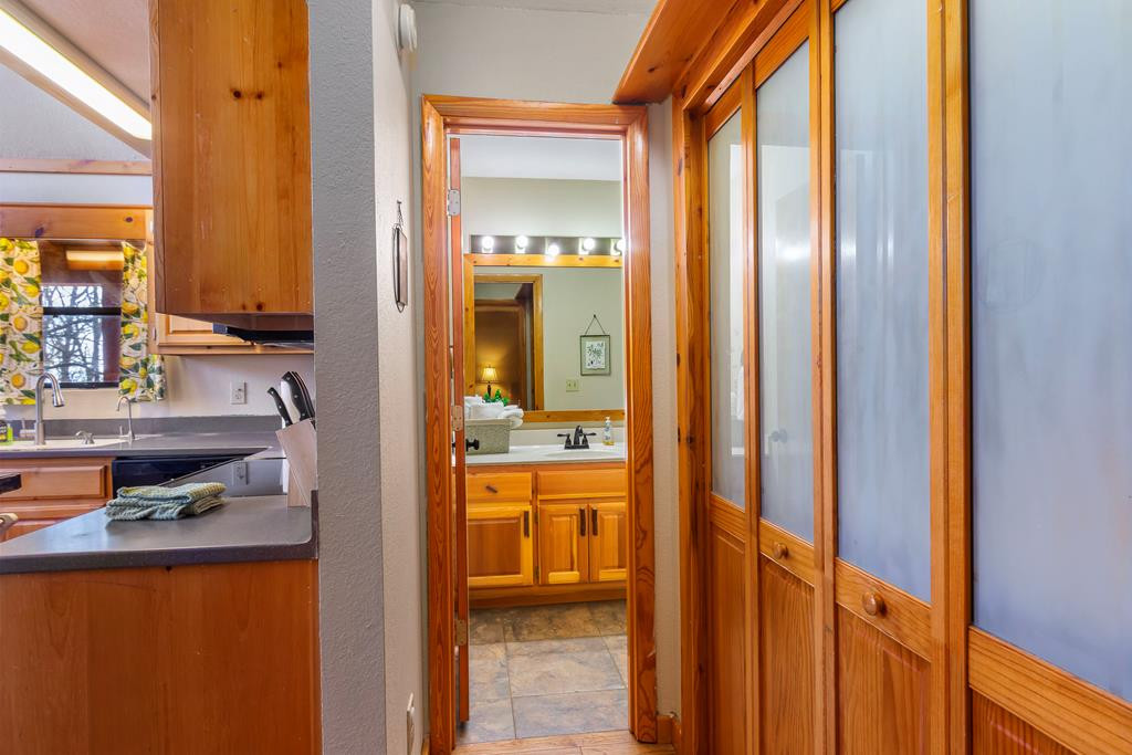 398 Outlook Road Murphy, NC 28906 - Photo 24 of 54