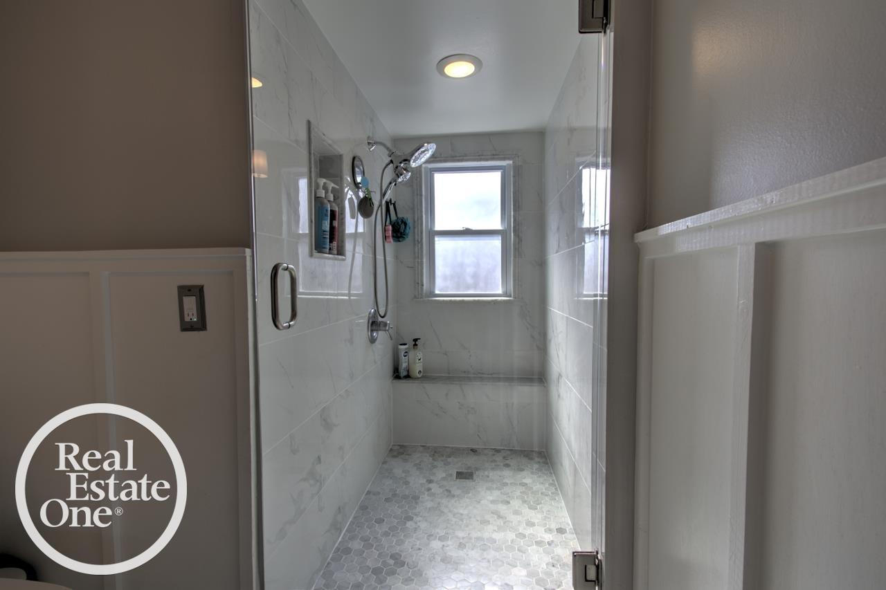 212 Moross Road Grosse Pointe Farms, MI 48236 - Photo 21 of 47