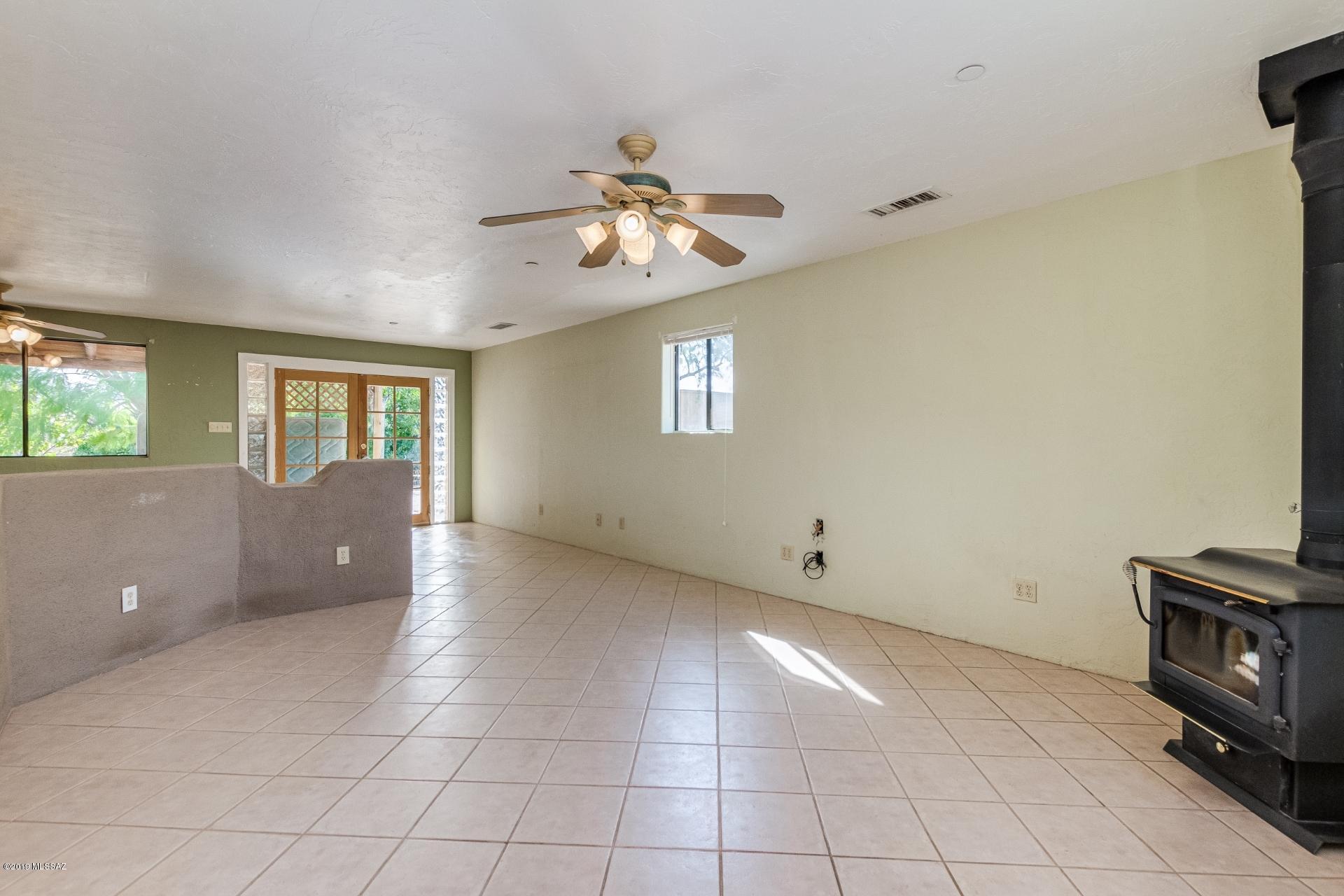 38383 South Bluebell Road Marana, AZ 85658 - Photo 4 of 19