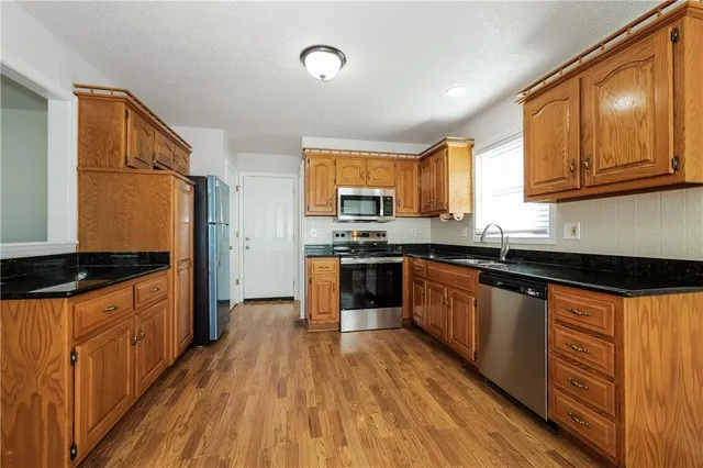 $2,230 | 1216 Southwest Huntington Road, Blue Springs, MO 64015