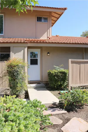 $669,000 | 2321 Fuschia Lane, Tustin, CA 92780