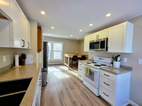 $400,000 | 222 Woodsville Road, Monroe, NH 03771