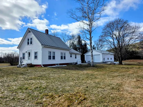 $400,000 | 222 Woodsville Road, Monroe, NH 03771