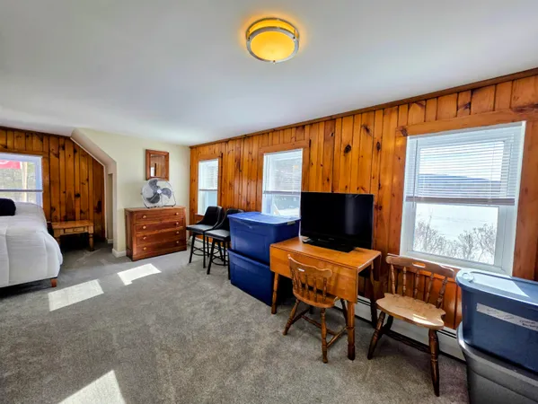 $400,000 | 222 Woodsville Road, Monroe, NH 03771