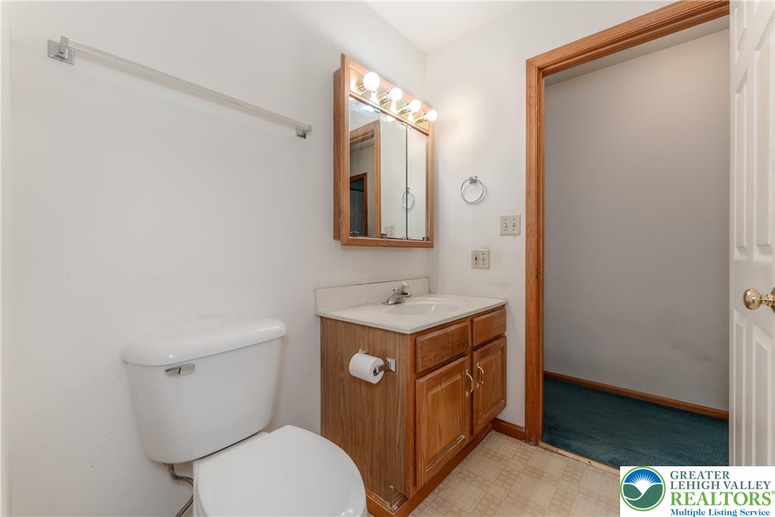 590 Airport Road Ashland, PA 17921 - Photo 20 of 51 Full Bathroom Main Floor