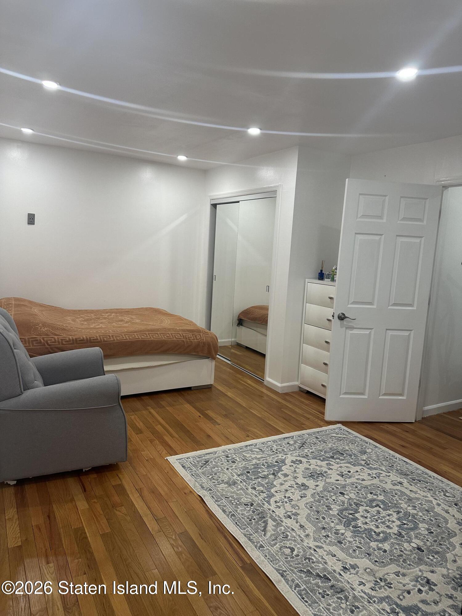 512 Riga Street Staten Island, NY 10306 - Photo 16 of 24 IMG_5604