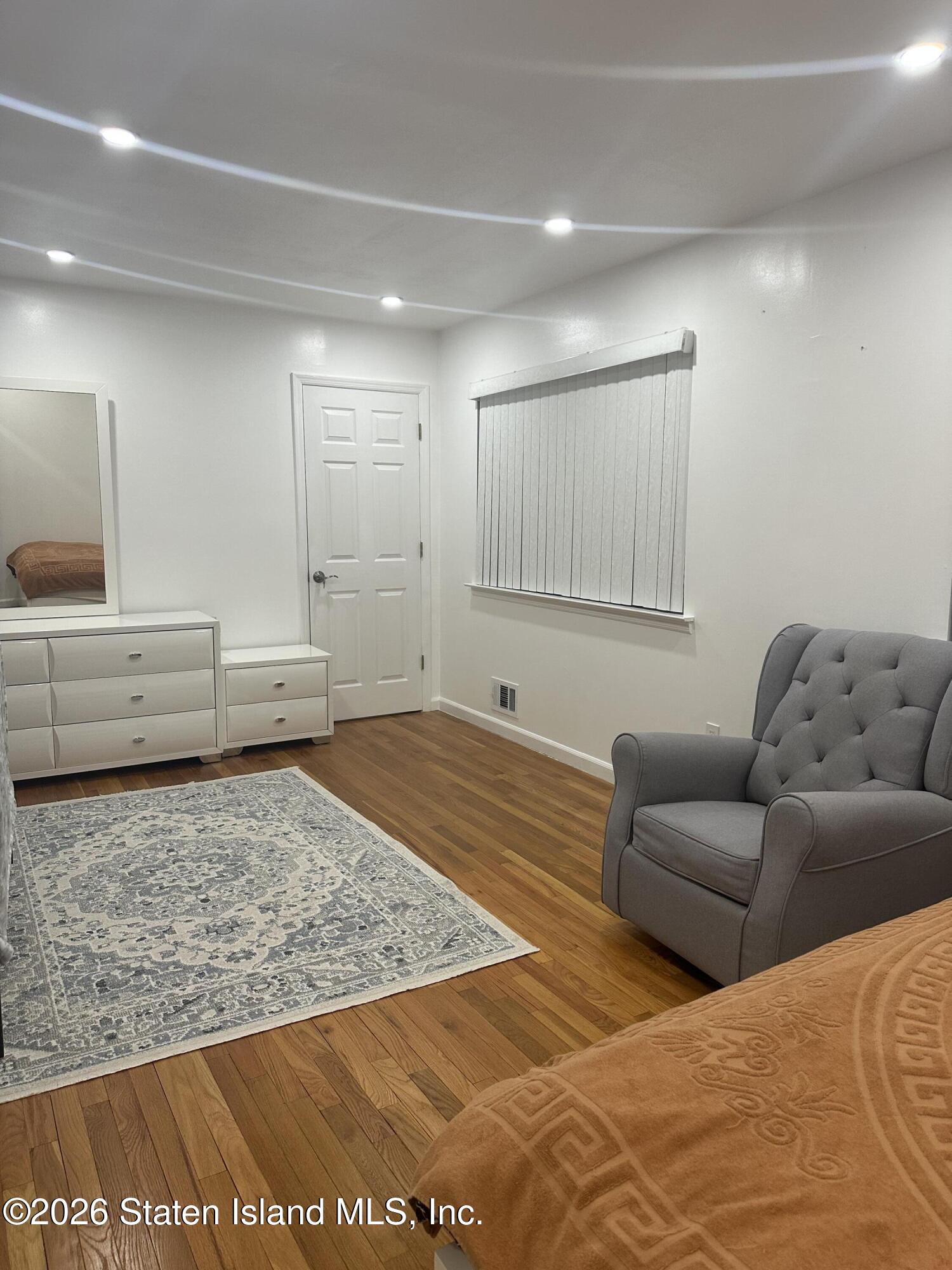 512 Riga Street Staten Island, NY 10306 - Photo 17 of 24 IMG_5605