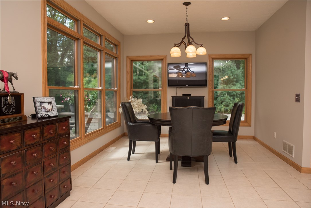 8040 Lake Road Seville, OH 44273 - Photo 11 of 35 Gallery Image 11
