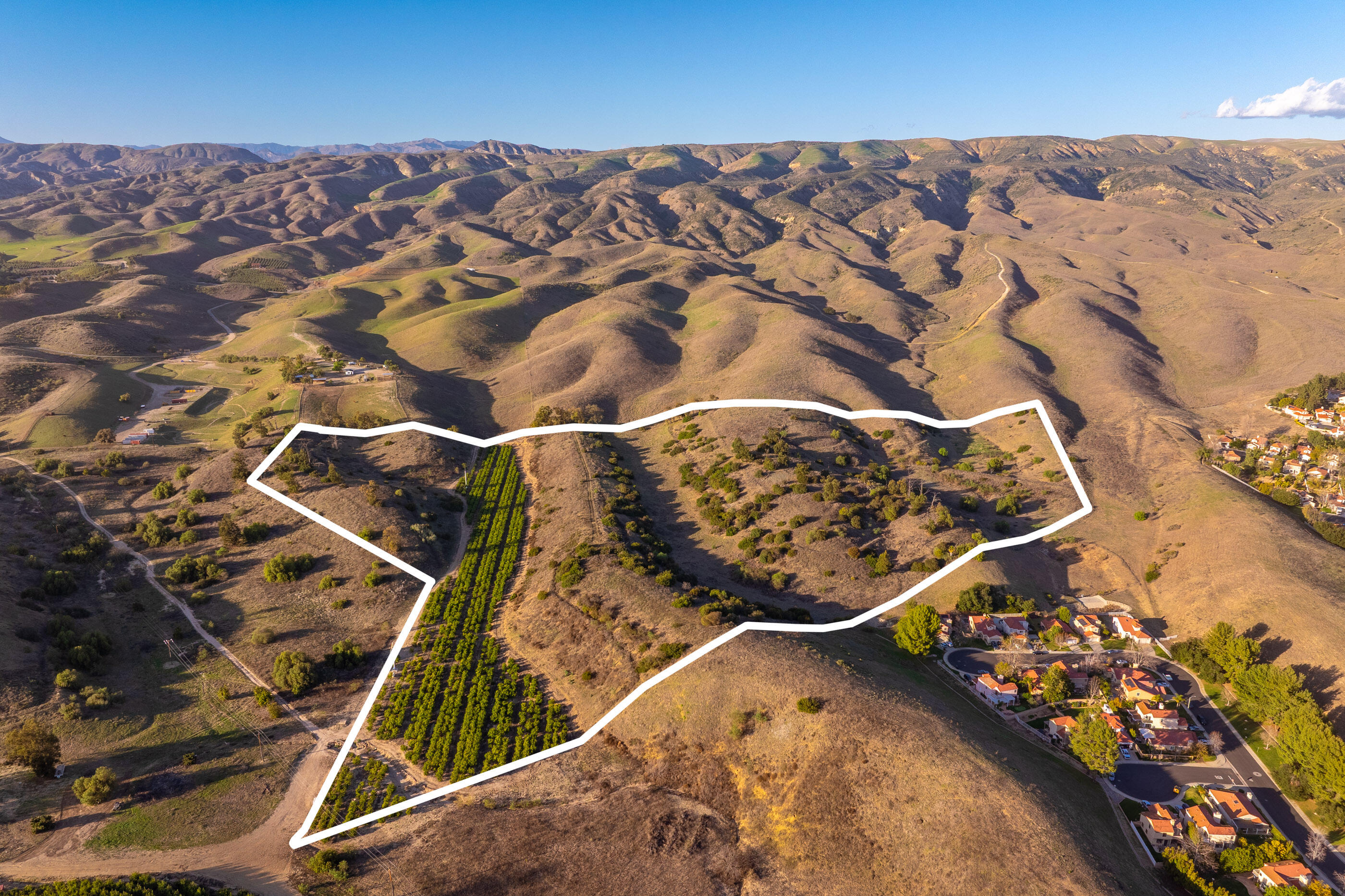 15299 Middle Ranch Road Moorpark, CA 93021 - Photo 14 of 32 15299 Middle Ranch Rd Moorpark-1