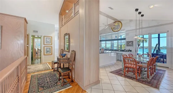 $6,995,000 | 2116 Casey Key Road, Nokomis, FL 34275