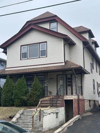 $1,700 | 15 Malone Avenue, Unit 3, Belleville, NJ 07109