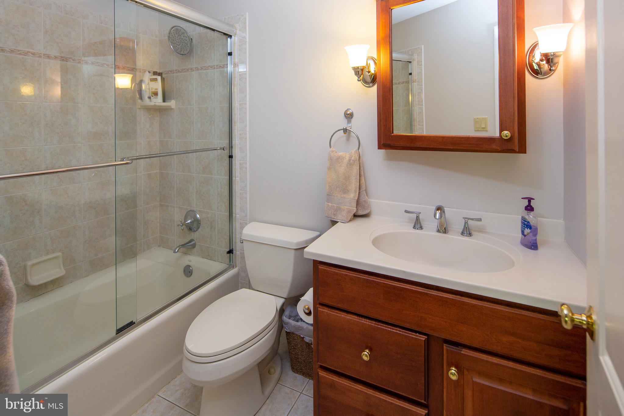 3785 Secondwoods Road Doylestown, PA 18902 - Photo 30 of 41 Bedroom #4 en suite bath