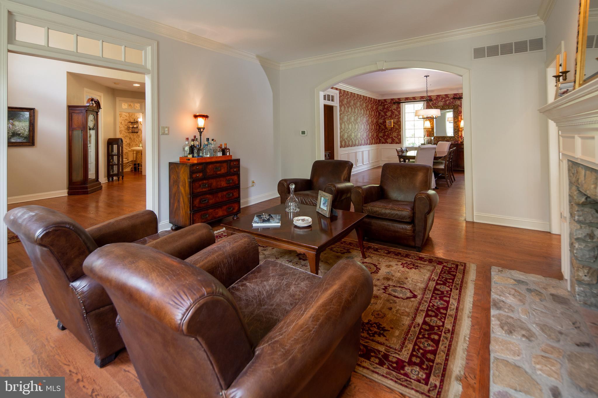 3785 Secondwoods Road Doylestown, PA 18902 - Photo 5 of 41 Living Room