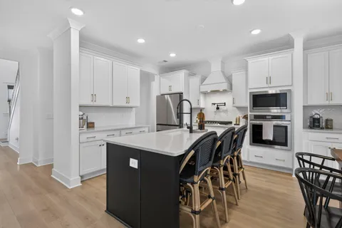 $689,000 | 690 Conifer Drive, Spring Hill, TN 37174