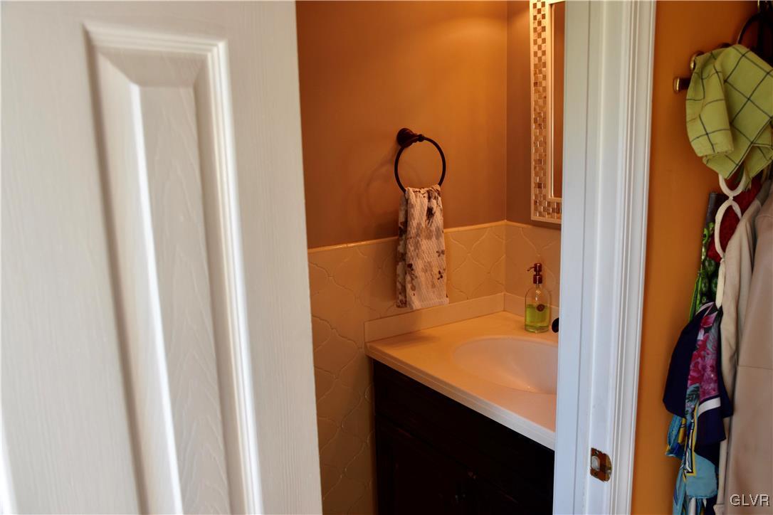 3302 Regal Road Bethlehem, PA 18020 - Photo 13 of 27 Gallery Image 13