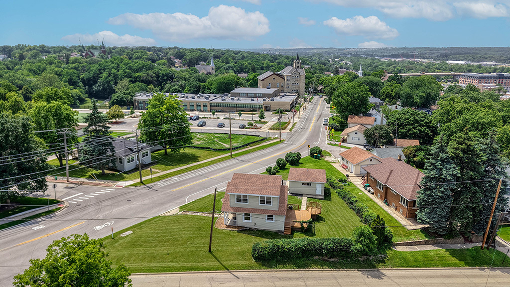 521 McCarthy Road Lemont, IL 60439 - Photo 31 of 36