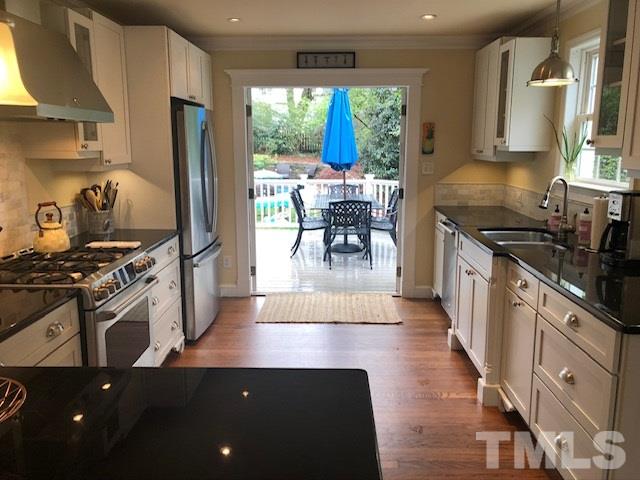 2839 Barmettler Street Raleigh, NC 27607 - Photo 5 of 10