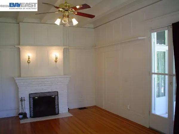 $3,288 | 627 Rose Avenue, Unit 2, Pleasanton, CA 94566