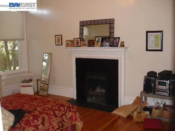 $3,288 | 627 Rose Avenue, Unit 2, Pleasanton, CA 94566