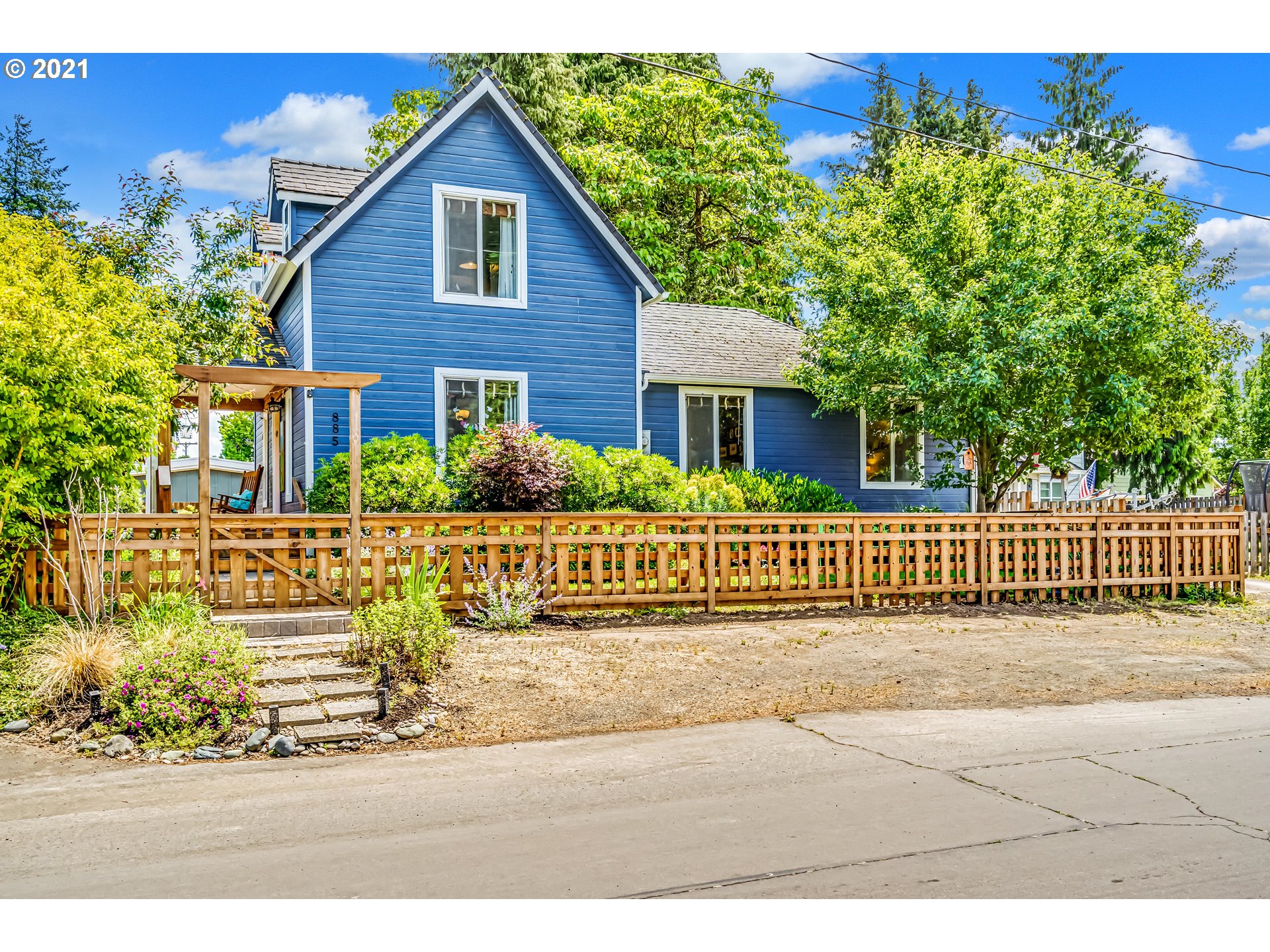885 Anderson Lane Springfield, OR 97477 - Photo 1 of 31