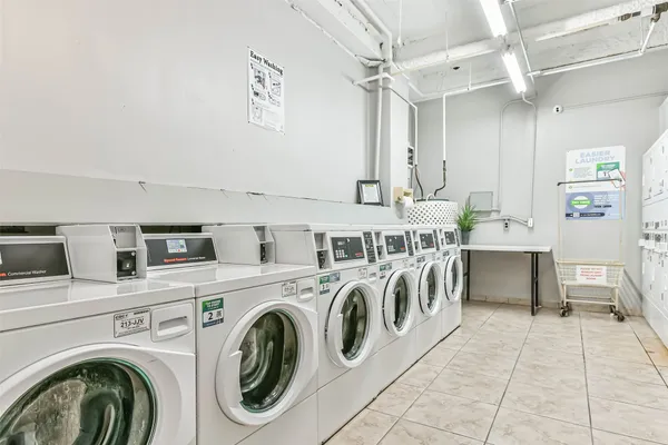 $285,000 | 7310 Seawall Boulevard, Unit 404, Galveston, TX 77551