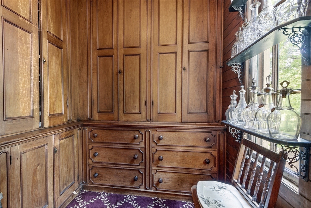 2 West Main Street Brookfield, MA 01506 - Photo 22 of 42 a view of a entryway with furniture