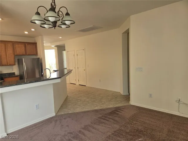 $2,500 | 5196 Alfingo Street, Las Vegas, NV 89135