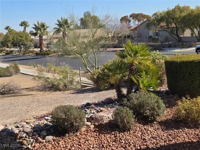 $2,500 | 5196 Alfingo Street, Las Vegas, NV 89135