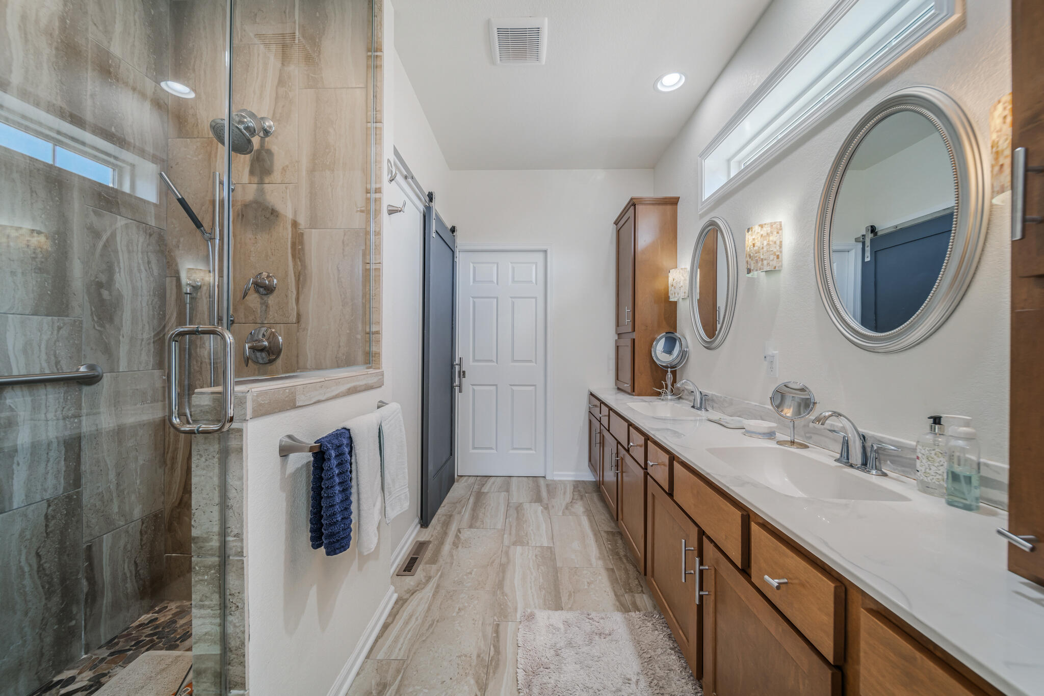 4525 Alyssa Lane Sheboygan, WI 53083 - Photo 11 of 36 Primary Bath 1