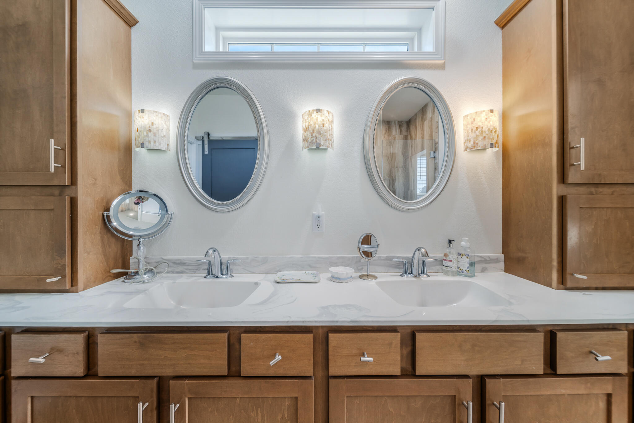 4525 Alyssa Lane Sheboygan, WI 53083 - Photo 12 of 36 Primary bath 2