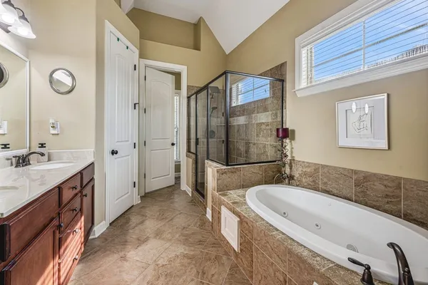 $375,000 | 5399 Riverstone Drive, Memphis, TN 38125