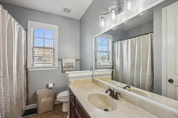 $375,000 | 5399 Riverstone Drive, Memphis, TN 38125