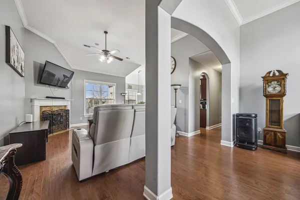 $375,000 | 5399 Riverstone Drive, Memphis, TN 38125