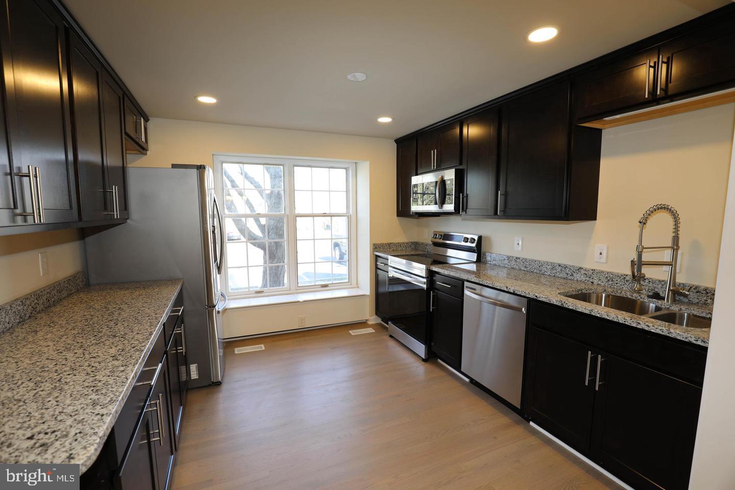 8006 Harbor Place Frederick, MD 21701 - Photo 5 of 30