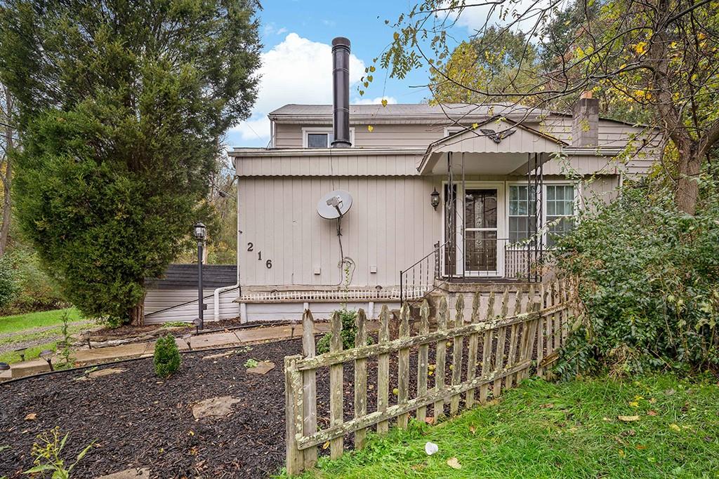 216 Stilley Road Clairton, PA 15025 - Photo 1 of 24 Gallery Image 1