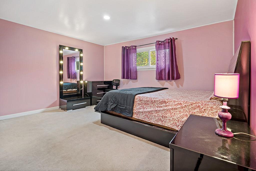 216 Stilley Road Clairton, PA 15025 - Photo 16 of 24 Gallery Image 16
