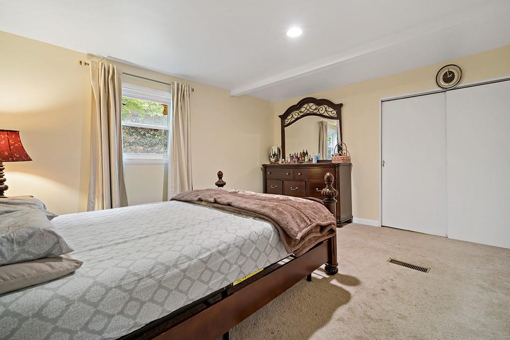 216 Stilley Road Clairton, PA 15025 - Photo 20 of 24 Gallery Image 20