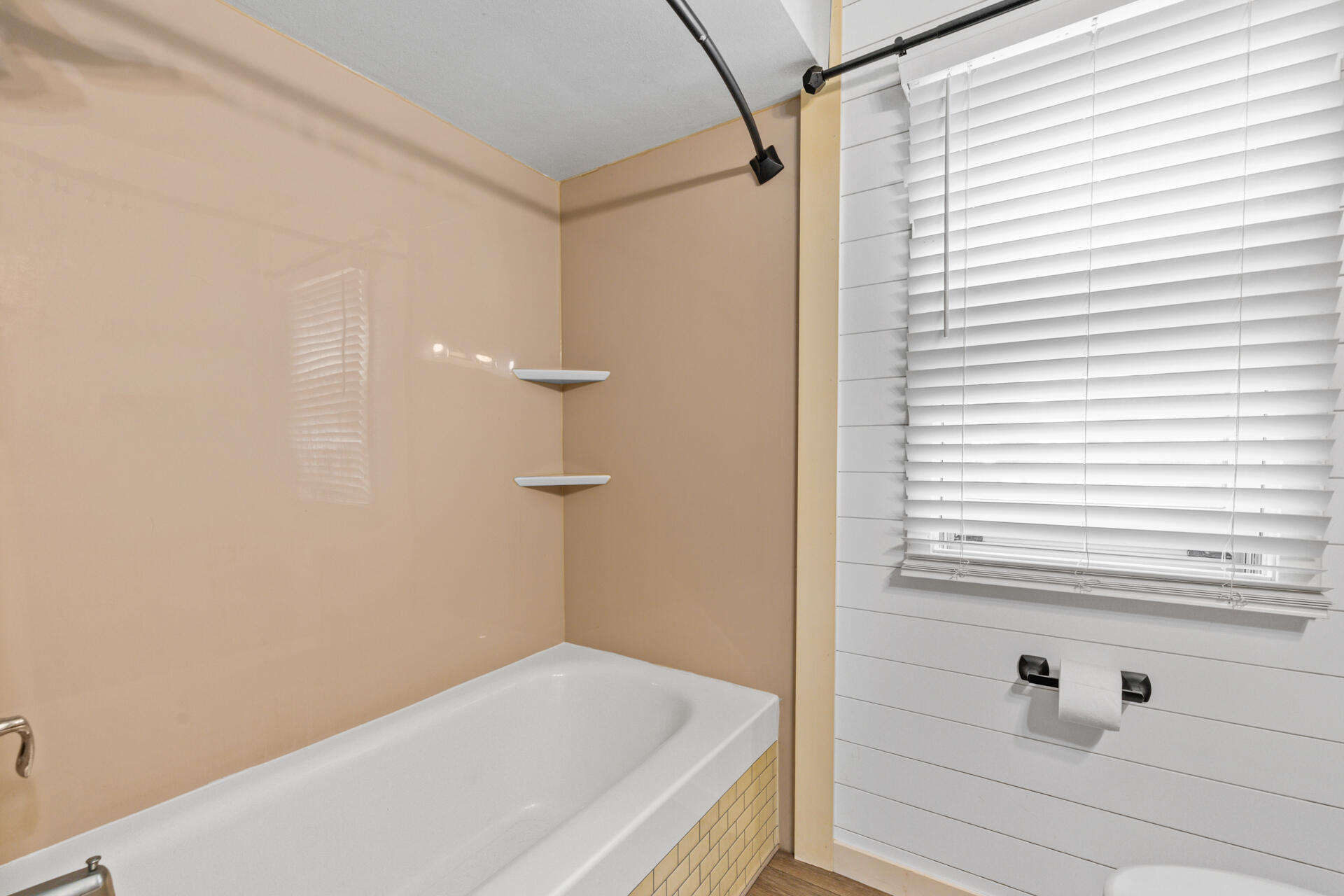 218 East Washington Street Slinger, WI 53086 - Photo 26 of 28 15-Interior_218 E Washington ST