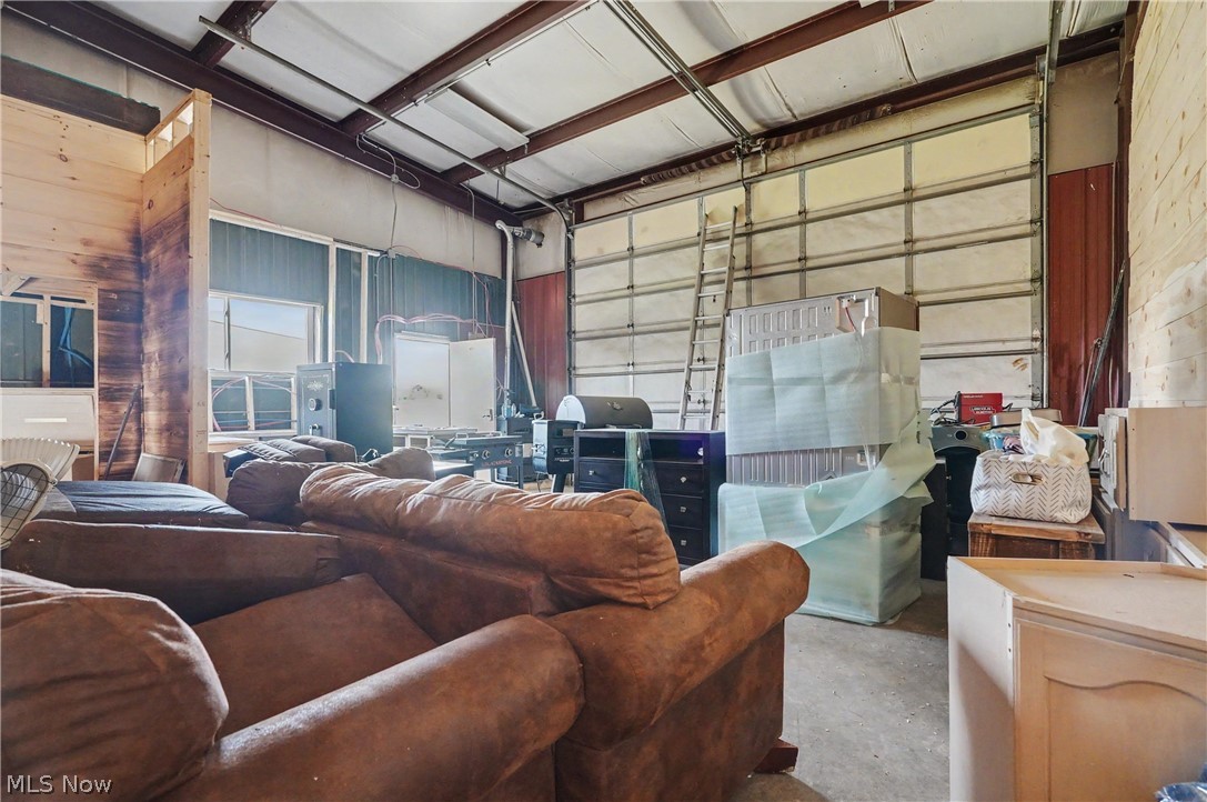 46766 Clarkson Road Rogers, OH 44455 - Photo 36 of 41